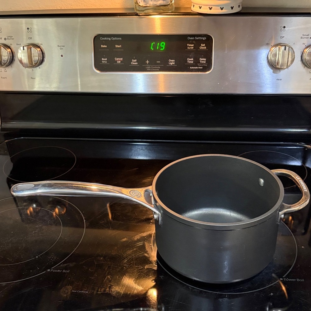 Le Creuset Toughened Nonstick PRO Saucepan 3 Qt H20040 Black Hard Anodized Pot